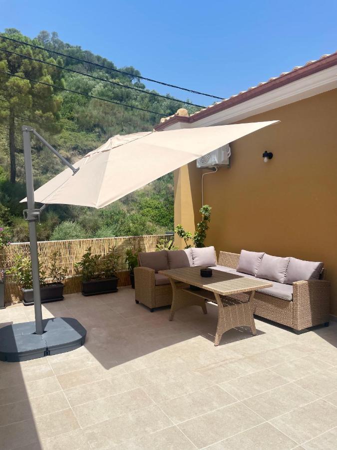 Atrium Apartment Parga Bagian luar foto